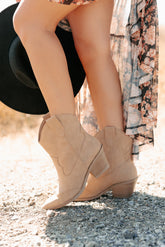 Blossom & Boots Pointed Toe Western Booties (Camel)